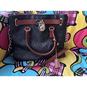 🔥Used Michael Kors Hamilton tote in EUC.